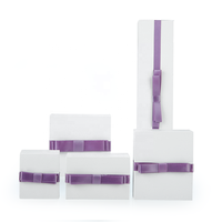 Vente chaude, boîte à bijoux rectangulaire carrée haut de gamme personnalisable OEM ODM, fabriquée à la main, avec ruban