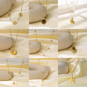 Collana in Acciaio Inossidabile alla Moda per Donne, Versatile ed Elegante con Unica Stella Marina, Occhio di Tigre, Conchiglia e Farfalla - Product Image 2