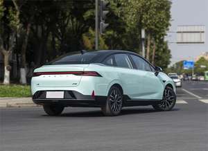 Venta caliente Vehículo sedán eléctrico Xpeng P5 modelo 4 puertas 5 asientos coche mediano <span class=keywords><strong>precio</strong></span> barato - Product Image 3