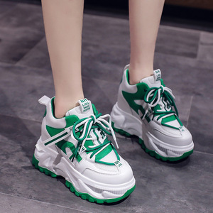 Dropshipping Logo personalizzato 2022 estate autunno zeppe grosse da donna scarpe <span class=keywords><strong>con</strong></span> tacco <span class=keywords><strong>Sneakers</strong></span> <span class=keywords><strong>bianche</strong></span> traspiranti per donna - Product Image 3