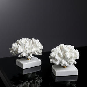 Sculpture créative en résine de <span class=keywords><strong>corail</strong></span> <span class=keywords><strong>blanc</strong></span>, ornement de bureau, décoration de table pour la maison, le salon, le bureau, l'hôtel, Art Déco - Product Image 4
