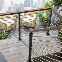 Système de balustrade en verre moderne SUS304 SUS316 avec main courante, balustrade d'escalier intérieure et extérieure pour terrasse extérieure
