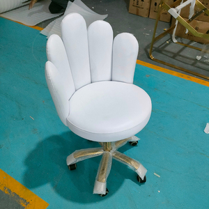 Tabouret de barbier à cinq doigts au design créatif pour salon de beauté Chaise de maître moderne à rotation blanche avec roues pour salon de coiffure - Product Image 2