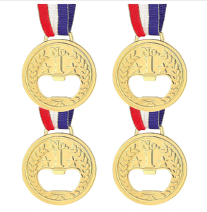 Décapsuleur de poche porte-clés pour bouteilles de bière, outil de voyage portable mini pour le camping, en alliage de zinc chromé - Product Image 1