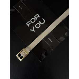 Cinturón Delgado para Mujer Fiori con Hebilla Cuadrada de Aleación, Cinturón Casual de Poliéster para Vestido, Camisa, Chaqueta o Pantalón - Product Image 1