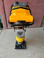 Pilon vibrant pour le compactage de la terre, du sable, du gravier et de la terre battue