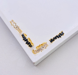 Vòng hoa nữ có thể điều chỉnh với Zircon nạm siêu nhỏ 18K mạ vàng cơ sở đồng có thể thay đổi kích thước phong cách hợp thời trang - Product Image 6