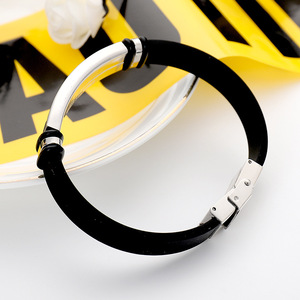 Bracelet 12 Constellations en Acier Inoxydable, Manchette en Caoutchouc, Signe Astrologique, Bijou Punk, Cadeau pour Couples et Amoureux - Product Image 2