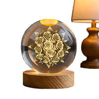 Populaire Boule de Verre en Cristal Gravée en 3D avec Socle Lumineux, Motif Rose, Œillet, Lys, Cadeau pour la Saint-Valentin, la Fête des Mères, Décoration d'Intérieur