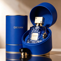 Flacon de parfum en verre à faible MOQ, marque privée, 100 ml, carré, avec capuchon magnétique doré, flacon pulvérisateur à fine brume en relief, fabrication OEM