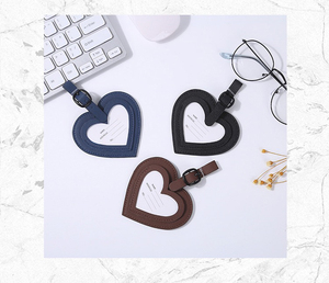 Vente directe usine – Étiquette de bagage en cuir PU motif cœur simple avec lettres et logo, idéale pour cadeau et anti-perte - Product Image 6