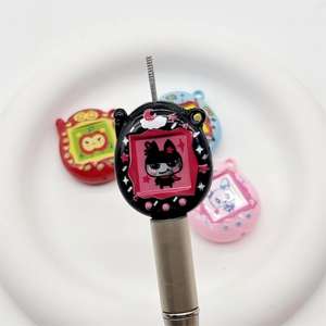 Perles acryliques en vrac à trou central imprimées de personnages de dessins animés SP Crybaby Nan-cy pour la fabrication de lanières de téléphone - Product Image 6