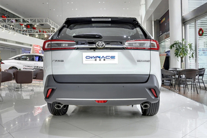 Voiture d'occasion Toyota Veranda 2WD 2.0L Leading Edition Essence SUV compact dubai voiture d'occasion véhicule à moteur d'occasion - Product Image 2