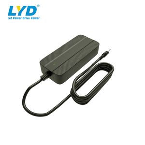 Adaptateur secteur 15V 7A pour l'audio et l'éclairage professionnels Garantie <span class=keywords><strong>de</strong></span> 2 ans, efficacité <span class=keywords><strong>de</strong></span> 88%, câble <span class=keywords><strong>de</strong></span> 1,2 m inclus - Product Image 5