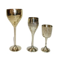 Gobelet à vin en laiton antique royal, style nouveau, finition brillante, gravure à chaud, vente chaude, pour hôtel et bar