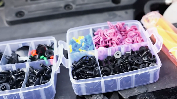50 Stück Universal Kabelbinderschnallen – Selbstsichernd, Für Auto, Kotflügel, Unterbodenverkleidung