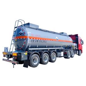 Semirremolque Cisterna de 3 Ejes de Acero Inoxidable con Revestimiento de PE para Transporte de Líquidos Corrosivos, como Sosa Cáustica y Ácido - Product Image 1