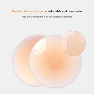 Pezoneras de silicona antideslizantes de moda, insertos adhesivos invisibles para sujetadores con orificio para tops sin espalda y sin tirantes - Product Image 2