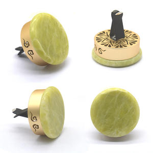 Ambientador de Coche con Clip Magnético de Aleación de Aluminio con Superficie de Jade, Evaporación Natural, Sin Necesidad de Electricidad, 5 - Product Image 1