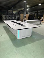 Table de conférence de salle de contrôle modulaire moderne |   Centre de commande personnalisé avec gestion des câbles, durable, en acier laminé à froid, pour l'école