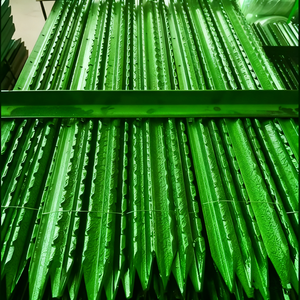 เสารั้วเหล็กรูปตัวทีเคลือบสังกะสีแบบอเมริกันเสารั้วฟาร์มเสาสวน - Product Image 6