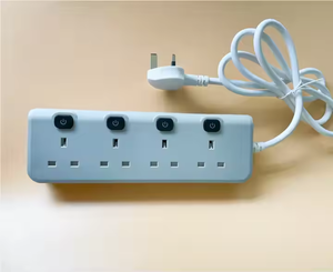 Prise de câble d'extension de type britannique 4WAY OEM multiprise <span class=keywords><strong>prix</strong></span> usine personnalisé avec fil 3G1.0mm2 UKCA - Product Image 3
