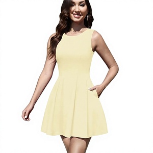 Vestido Mini sin Mangas con Cuello Redondo, Corte en A, Color Amarillo Sólido, Casual, Veraniego, Transpirable, con Bolsillos, Estilo Tejido Ajustado - Product Image 1