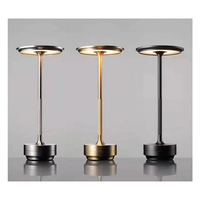 Nouveau restaurant de luxe sans fil rechargeable en aluminium tactile lampe de table hôtel bar salon lecture décoration led lampe de bureau