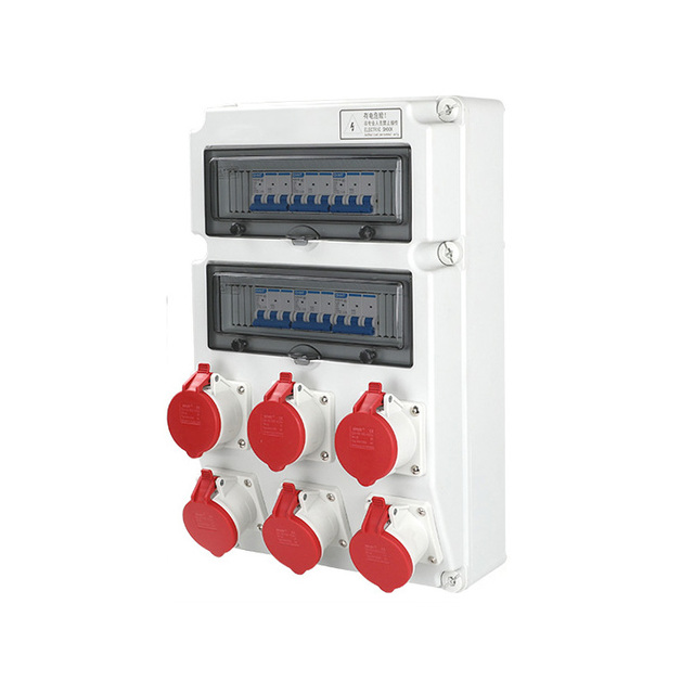 Waterproof IP44 Industrial Outdoor Portable Distribution Box with 6 Sockets 32A 400V Rated Current Plastic Material