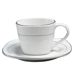 Set di piattini per tazza da tè in ceramica con piattino quadrato in porcellana fine 2022 di nuovo design