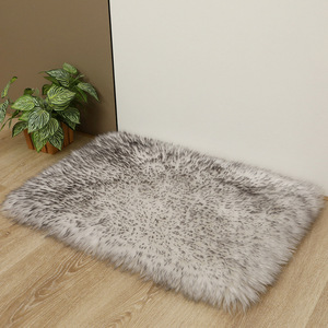 Alfombra de baño rectangular moderna de color sólido, de fibra de poliéster, suave, para uso en el hogar, baño, dormitorio y sala de estar. - Product Image 3