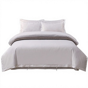 Parure <span class=keywords><strong>de</strong></span> lit <span class=keywords><strong>d</strong></span>'hôtel pour maison <span class=keywords><strong>d</strong></span>'hôtes, rayures satinées haute densité, housse <span class=keywords><strong>de</strong></span> <span class=keywords><strong>couette</strong></span> 4 pièces en pur coton blanc pur, satin <span class=keywords><strong>de</strong></span> qualité supérieure, directement <span class=keywords><strong>de</strong></span> l'usine - Product Image 1