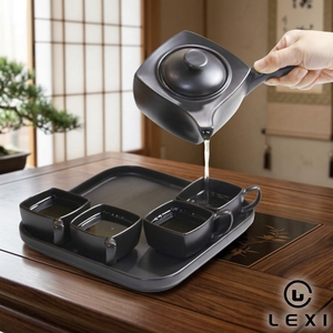 Service à thé carré en céramique noir mat LEXI avec plateau, quatre tasses, design moderne <span class=keywords><strong>et</strong></span> minimaliste durable pour la maison, le bureau, les cadeaux d'affaires - Product Image 1