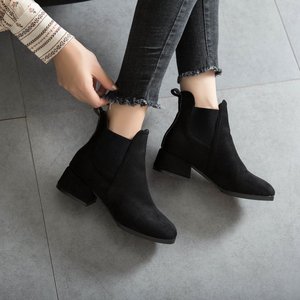 Bottines <span class=keywords><strong>Chelsea</strong></span> en daim élastique pour femmes, bout rond, talon bas, style vintage, pour le quotidien, hiver, décontractées, OEM ODM, vente en gros - Product Image 2
