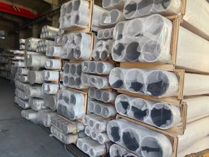 Tuyaux en acier sans soudure à chaud, laminés à chaud, ronds/tubes, grade 20, vente chaude #   Fabricant de tuyaux API de 12 m, charmant - Product Image 3