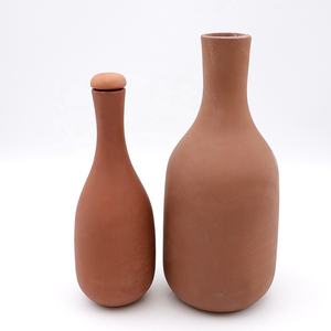 कस्टम छोटी क्षमता वाले उद्यान सिंचाई उपकरण संयंत्र स्वयं पानी देने वाले गहरे भूरे रंग के टेराकोटा बर्तन, गहरे रंग के मिट्टी के ओला पानी के बर्तन - Product Image 3