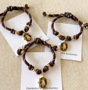 Braccialetto Artigianale Escapulario San Benito per Donne, Bracciale con Charm Dorato, Braccialetto Macramè alla Moda per Uomini, <span class=keywords><strong>Gioielli</strong></span> per Uso Quotidiano - Product Image 3