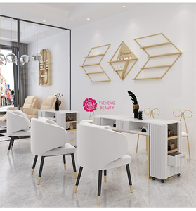 Table de manucure professionnelle de luxe en métal moderne pour salons de beauté, vente en gros Yicheng Beauty pour les techniciennes en ongles - Product Image 3