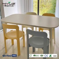 Chaise Rey, chaise de salle à manger nordique, dossier courbé, empilable, bois massif, couleur personnalisée, frêne ou bois d'hévéa, restaurant