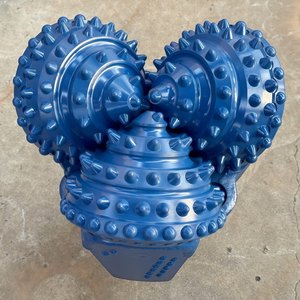 Punte da trapano a <span class=keywords><strong>tre</strong></span> coni diametro 6 1/4 pollici IADC537, filettatura 3 1/2 pollici API REG, denti in carburo di tungsteno per l'industria mineraria - Product Image 5