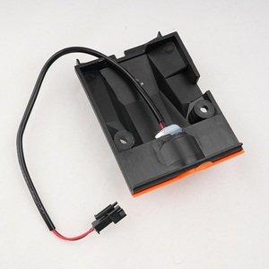 Protection d'angle avant gauche/droite pour trottinette étudiante Kukirin G2ProDB avec feux LED œil de chat et clignotants, en matériau PPT noir - Product Image 4