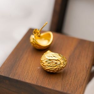 Boucles d'oreilles pendantes rondes texturées en acier inoxydable plaqué or 18 carats, style rétro vintage minimaliste, bijoux de mode pour femmes - Product Image 4
