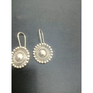 Boucles d'oreilles pendantes tribales vintage en argent, faites à la main, ethniques, rondes, pour femmes, à porter en soirée, nouvelle arrivée - Product Image 3