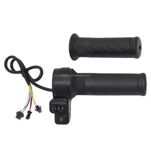 Poignée d'accélérateur universelle pour vélo électrique, poignée de commande d'accélérateur rotative pour scooter électrique, pièces de moto - Product Image 1