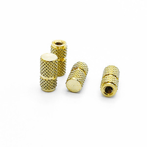 Chất lượng cao các nhà sản xuất bán Hot ép phun Nhựa Ren chèn Nuts có khía Nuts inch - Product Image 1