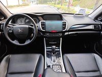 Voitures d'occasion Honda Accord Berline Conduite à Gauche Automatique Traction Avant 2.0L/2.4L Faible Kilométrage Sans Accident Vente en Gros à l'Exportation 2016 2017