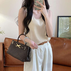 Bolso Tote Tejido Vintage Yulanelora 2025, Bolso <span class=keywords><strong>de</strong></span> Playa Versátil <span class=keywords><strong>de</strong></span> Alta Gama, Bolso <span class=keywords><strong>de</strong></span> Hombro Trenzado Hecho a Mano con Botón <span class=keywords><strong>de</strong></span> Cuero PU - Product Image 3