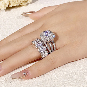 Set di Anelli di Lusso Geometrici Quadrati e Ovali con Zirconi per Donne, Gioielli Eleganti e alla Moda - Product Image 2