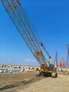 Grue sur chenilles d'occasion XGC1000 100 tonnes, état vérifié, durable et robuste, grue sur chenilles d'occasion 70t 80t 100t 150t 200t en promotion - Product Image 3