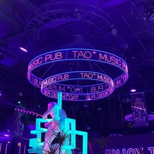 Biển hiệu đèn Neon tròn treo 360 độ quảng cáo mới năm <span class=keywords><strong>2025</strong></span>, biển hiệu Neon tròn tùy chỉnh, đèn Neon <span class=keywords><strong>LED</strong></span> cho biển hiệu logo trong nhà - Product Image 3